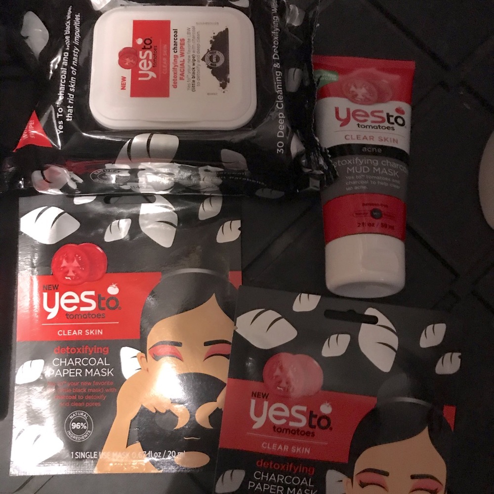 Yes to tomatoes Facial cleanse